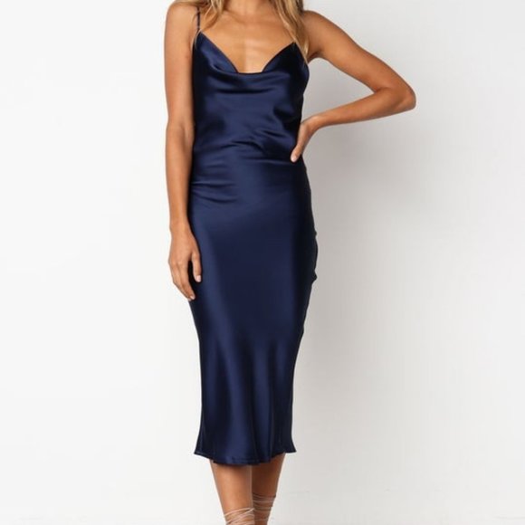 Petal & Pup Dresses & Skirts - New Petal & Pup Persia dress in Navy